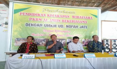 Programkan PKW di Bidang Meubeler, PKBM AL-Amiin Ngawi Lahirkan Wirausaha Muda