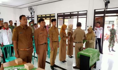 Pelantikan dan Pengambilan Sumpah Jabatan 6 Perangkat Desa Beran Sukses Digelar