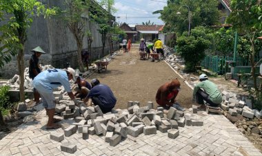 Prioritas Pembangunan Jalan Terus Dilakukan Pemdes Kedunggalar