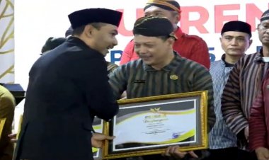Sekretariat DPRD Ngawi Raih Penghargaan Perangkat Daerah Kinerja Terbaik