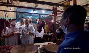 Pantau Pasar, Mendag Zulhas: Kita Ingin Pedagang dan Pembeli Bahagia