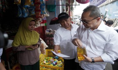 Blusukan Lagi ke Pasar, Ini Yang Dilakukan Mendag Zulhas