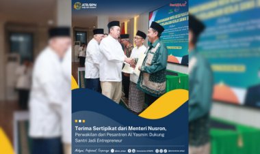 Terima Sertipikat dari Menteri Nusron, Perwakilan dari Pesantren Al Yasmin: Dukung Santri Jadi Entrepreneur